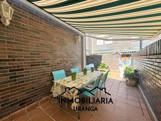 Casa  Hermandad donantes de sangre. Chalet pareado de lujo en playa de laredo con terraza, sauna y p