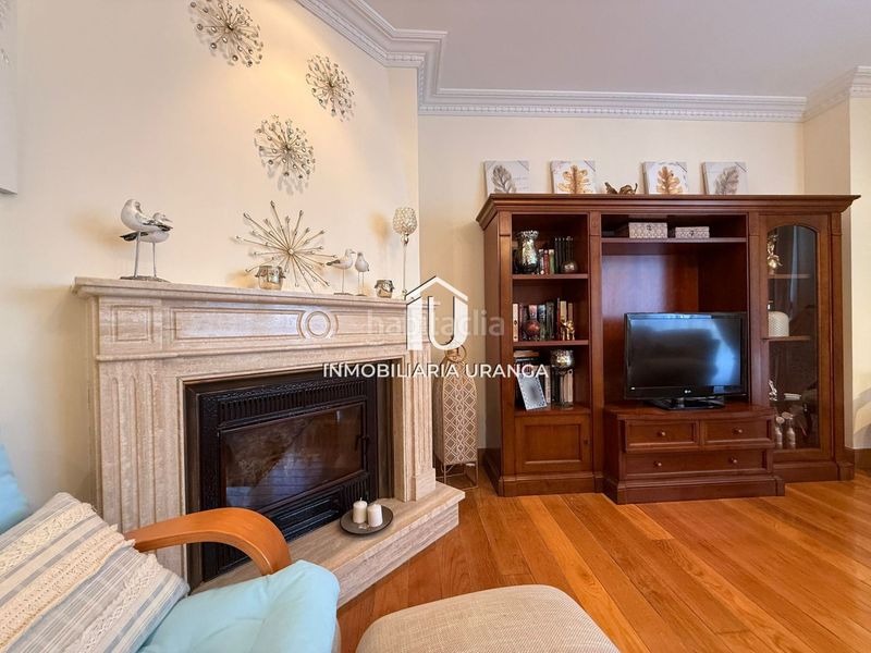 Foto 41b19973-6ed2-458a-ba7b-4c95ac2299e6. Casa amb calefacció piscina a El Puntal Laredo