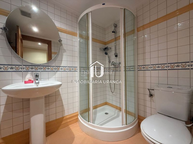 Foto 54b92027-668a-43a8-bf1f-79a94759096f. Casa amb calefacció piscina a El Puntal Laredo