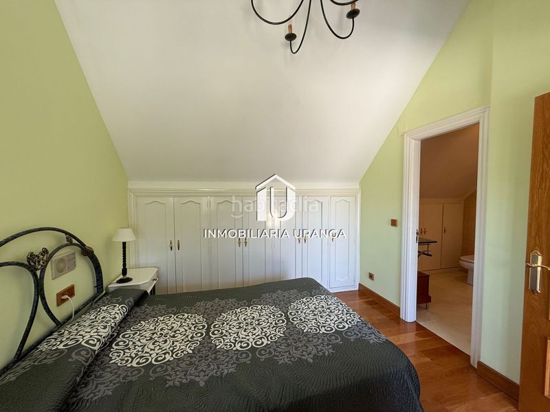 Foto 8d51ac3a-fd06-4c3d-b3e1-a8d2e5d6d39b. Casa amb calefacció piscina a El Puntal Laredo