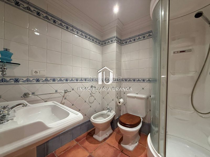 Foto 97ddb03f-a4ec-4246-a0bc-3b46bae03276. Casa amb calefacció piscina a El Puntal Laredo