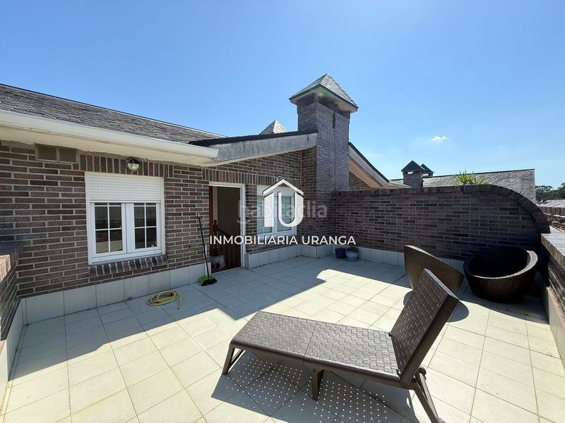 Foto a0a5968d-c95e-417c-b165-4d93837af8e0. Casa amb calefacció piscina a El Puntal Laredo