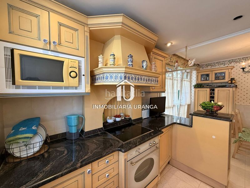 Foto ac79df4d-5a7e-4a69-bbab-aa43a564ef97. Casa amb calefacció piscina a El Puntal Laredo