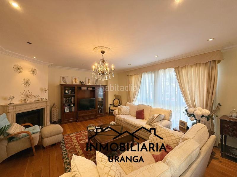 Foto 4e55fa5d-6faa-43d6-ac31-b0596185f36d. Casa chalet pareado en El Puntal Laredo