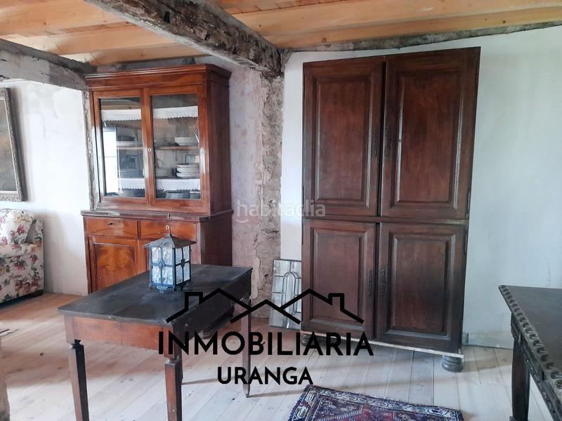 Foto 167c5cf2-ddd4-44a4-9a0d-50d9a9788c74. Casa  de pueblo con finca rústica en Bárcena de Cicero