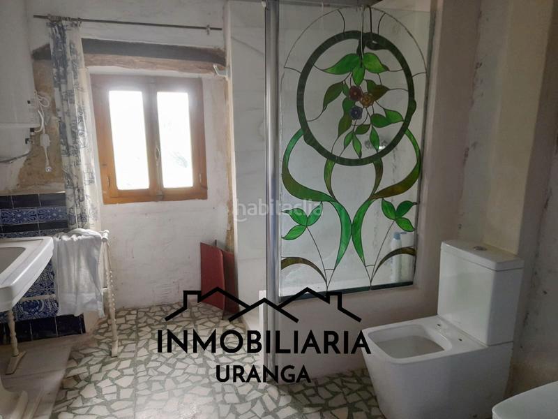 Foto c9a13d78-04a5-4e09-b82f-8162638a1f9a. Casa  de pueblo con finca rústica en Bárcena de Cicero