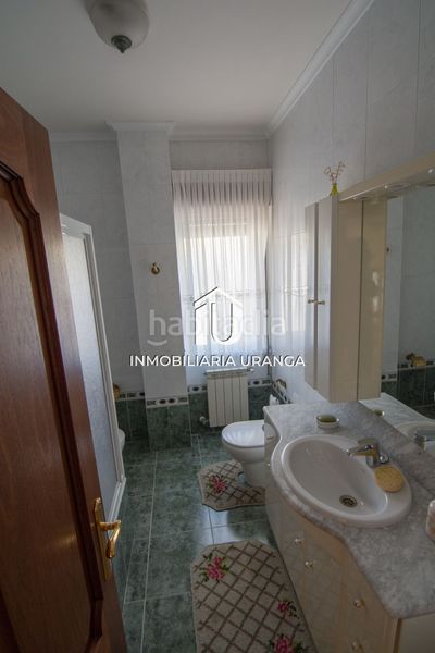 Foto 095d67c3-53ce-4935-907e-c3fc60bb48f2. Casa amb calefacció piscina a Ajo Bareyo