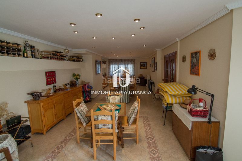 Foto 706d9a76-a91e-4fd3-a44c-c7d78878e202. Casa amb calefacció piscina a Ajo Bareyo