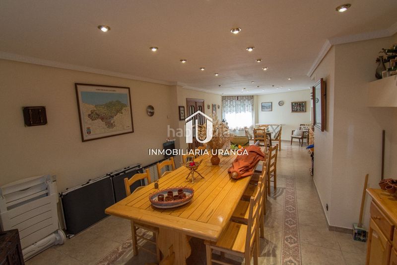 Foto a654dab4-3a6b-4acd-800b-57cb823b1cb1. Casa amb calefacció piscina a Ajo Bareyo