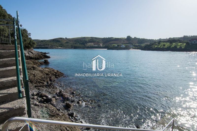 Foto f9a2740f-940b-4668-b710-bffec518edf9. Casa amb calefacció piscina a Ajo Bareyo