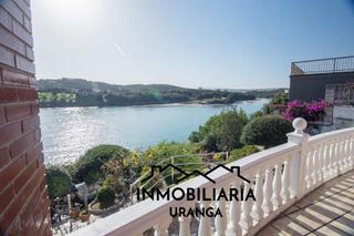 Casa  La sorrozuela. Casa individua frente al mar en ajo con vistas a la ría y acceso