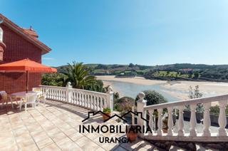 Casa  La sorrozuela. Casa individua frente al mar en ajo con vistas a la ría y acceso