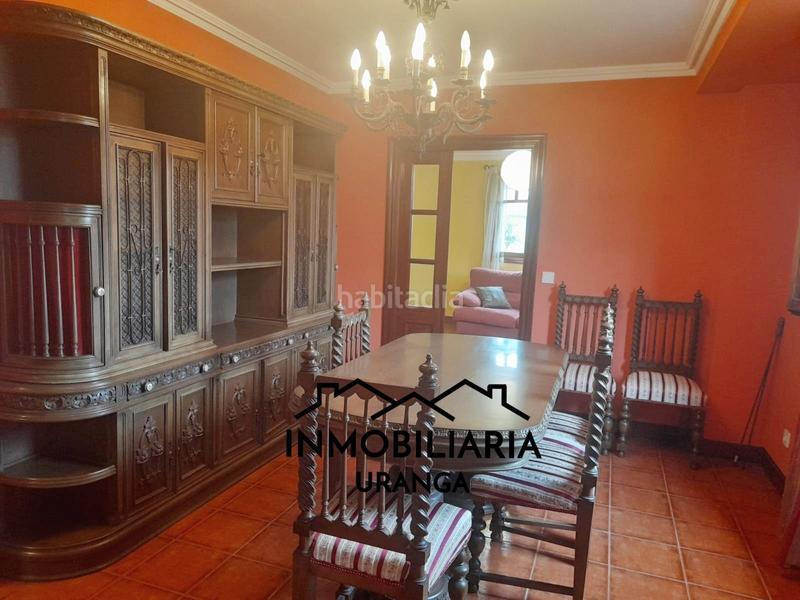 Foto 984bc33f-a037-46c1-a1f9-2756bfeab406. Casa amb calefacció a Samano Castro - Urdiales