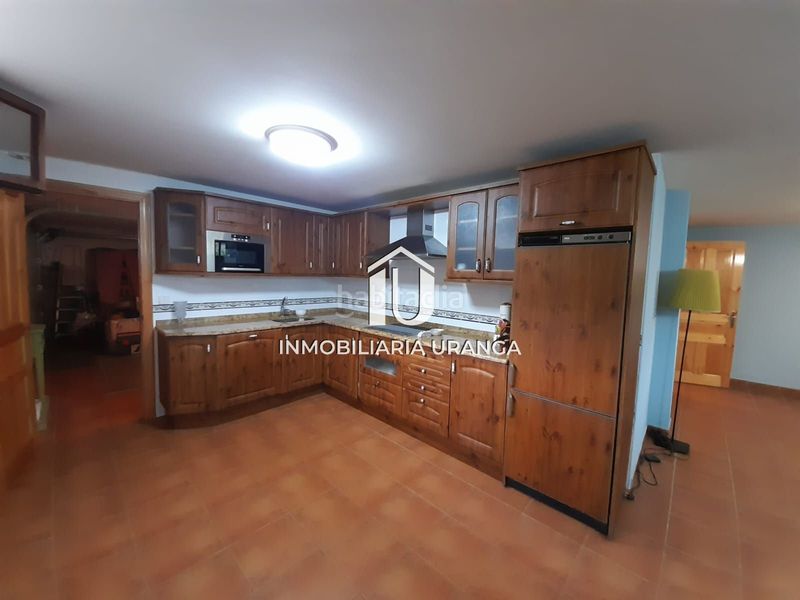 Foto c918708c-ecaf-4183-bf0f-e1c86bd20b3f. Casa amb calefacció a Samano Castro - Urdiales