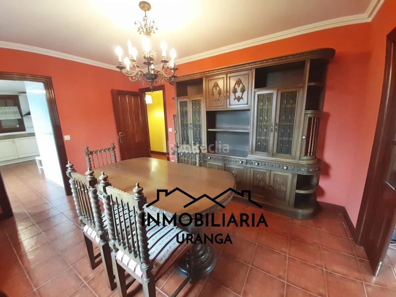 Foto e78a2d43-747f-46fd-b9ef-036c59f71c5a. Casa amb calefacció a Samano Castro - Urdiales