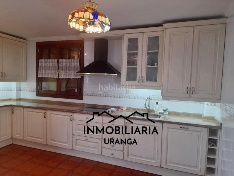 Foto b82c0f7c-368f-493d-9874-059422bd1138. Casa amb calefacció a Samano Castro - Urdiales