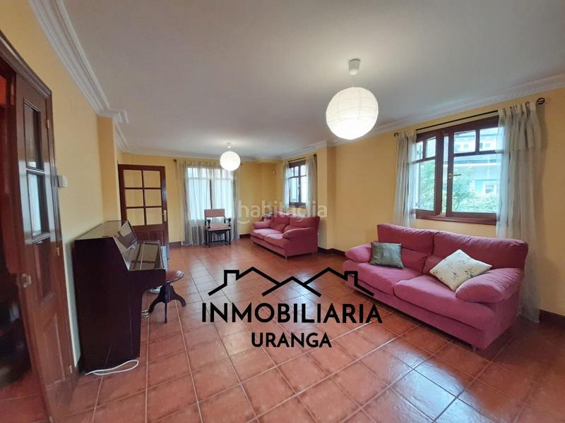 Foto e1d87ad9-5d5d-4308-a4e0-70d3e26a1102. Casa amb calefacció a Samano Castro - Urdiales