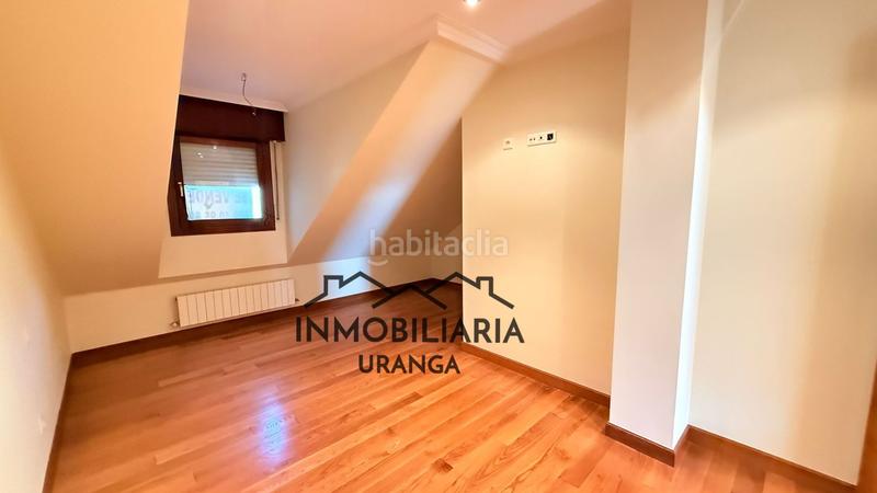 Foto 84f8753e-62f6-4ba9-a756-33e8fa19c125. Flat with heating parking in Bárcena de Cicero