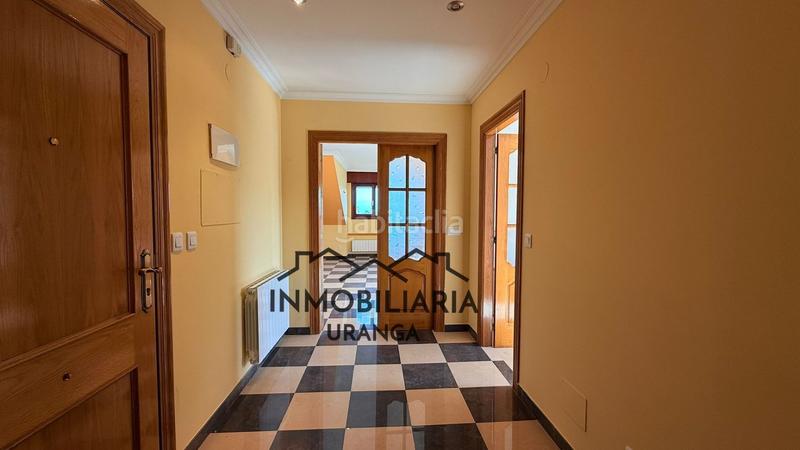 Foto 89cb6cd0-5b90-496e-98e8-c5d1d4b73229. Flat with heating parking in Bárcena de Cicero