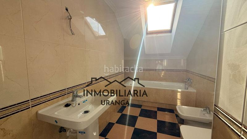 Foto 8f71bf63-65a0-4225-941b-7fe06ac8b1a9. Flat with heating parking in Bárcena de Cicero