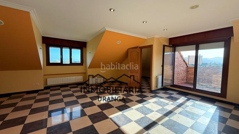 Foto cb9de3f8-a087-4dfd-bee8-ef16d27d9cab. Flat with heating parking in Bárcena de Cicero