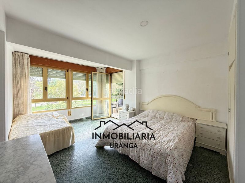 Foto ceccd4fd-af06-4973-958d-caab6c27d7e7. Pis amb calefacció a Carlos V Laredo