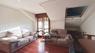 Appartement  Emperador carlos v. Amplio piso en el centro de ampuero  luz, espacio y comodidad