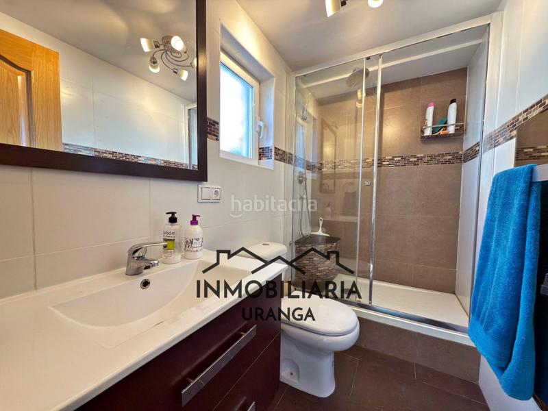 Foto 1dcb2b85-40e4-445b-8ef0-0716137ab11d. Casa en exclusiva chalet independiente en seña con amplias estancias y zona exterior privada en Limpias