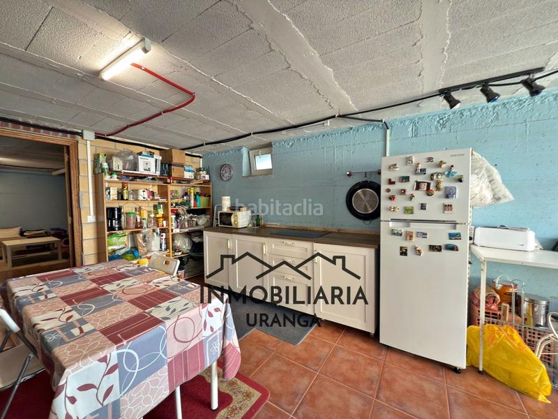 Foto d92b5d17-b493-4205-b371-6ec1bb512fc1. Casa en exclusiva chalet independiente en seña con amplias estancias y zona exterior privada en Limpias