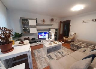 Appartamento  Campo isabel. Piso luminoso con terraza y 2 garajes cerrados en guriezo
