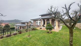 Maison  Sorriba. Magnífico chalet independiente en gama