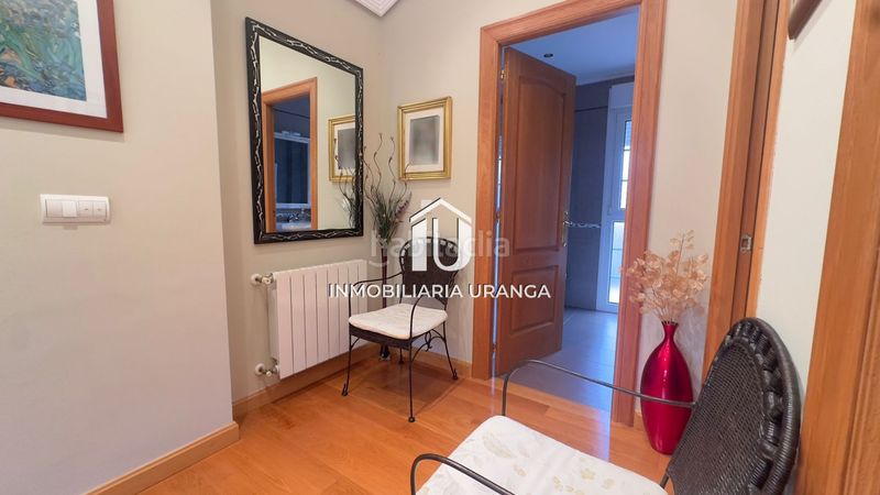 Foto f5cf2b9d-e7c8-44a0-9edc-c8a77e8d9402. Casa amb calefacció a Bárcena de Cicero