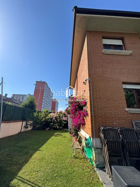 Foto b8d662c5-bed8-4f36-8bda-be8e81ec4db9. Casa amb calefacció a El Puntal Laredo