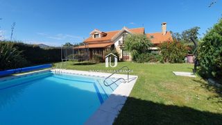 Rent House  Arna. Alquiler de villa exclusiva en somo todo el año a escasos metros