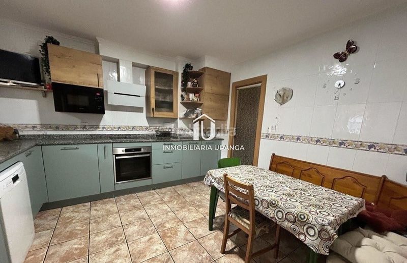 Foto 55deb67f-563f-4db9-95e5-c999b0f9d1b3. Casa amb calefacció piscina a El Callejo - La Pesquera - La Arenosa Laredo