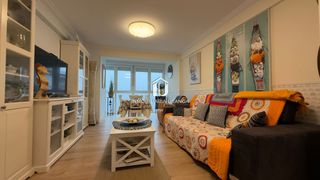 Etagenwohnung  Bernardino escalante. Luminoso piso con terraza a pocos minutos de la playa en el cent