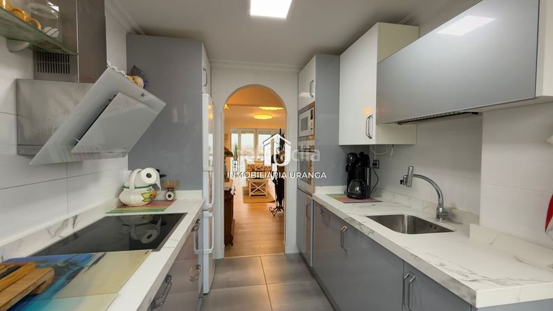 Foto 93461afc-d1a9-477f-900e-e80e40b6f412. Pis a Centro Laredo