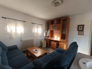 Maison  El puente. Casa independiente en guriezo de 3 plantas  ideal para reformar