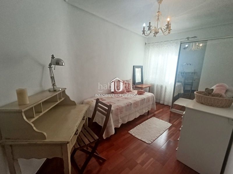 Foto 4ebd69b0-332a-41d1-a5de-27af14c97080. Piso amplio piso en exclusiva en el Centro fachada reformada en Laredo