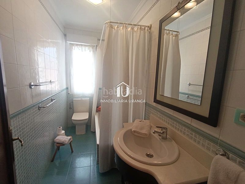 Foto 5c4fc1b1-07a6-4455-b6b5-b87c373451c2. Piso amplio piso en exclusiva en el Centro fachada reformada en Laredo