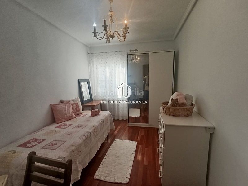 Foto 8921aec2-94b9-452d-baac-352f2333c4bb. Piso amplio piso en exclusiva en el Centro fachada reformada en Laredo