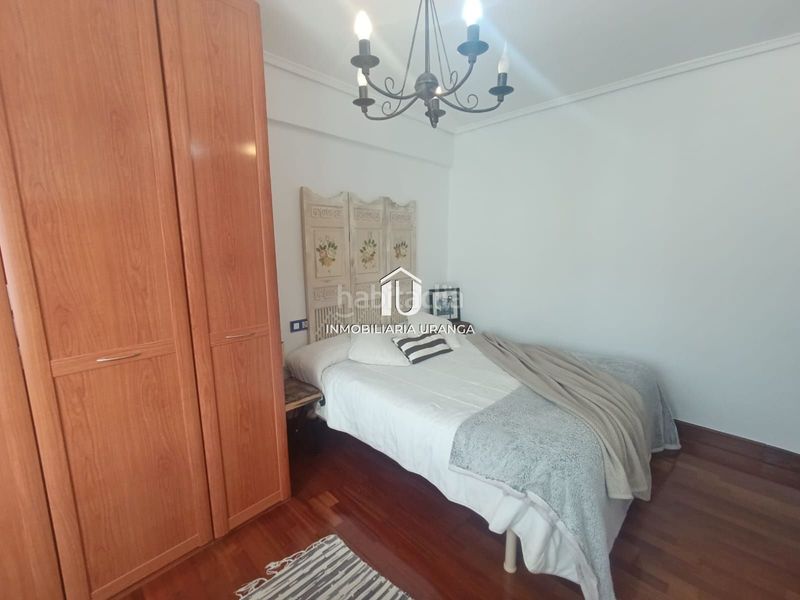 Foto f756dec2-37dc-4de5-8e79-36eaec2bc75f. Pis amb calefacció a Centro Laredo