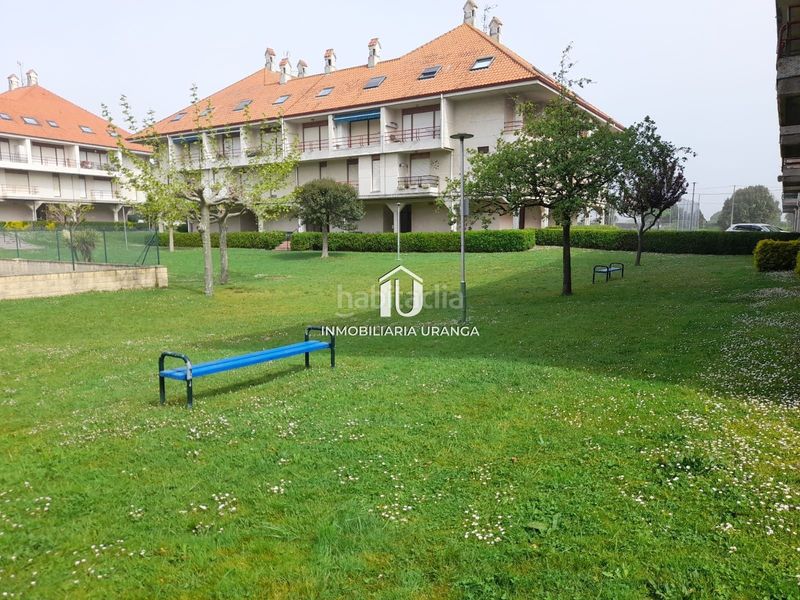 Foto d8021eb8-be16-49b1-8969-9f9a79ddb0e9. Dúplex amb piscina a Ajo Bareyo