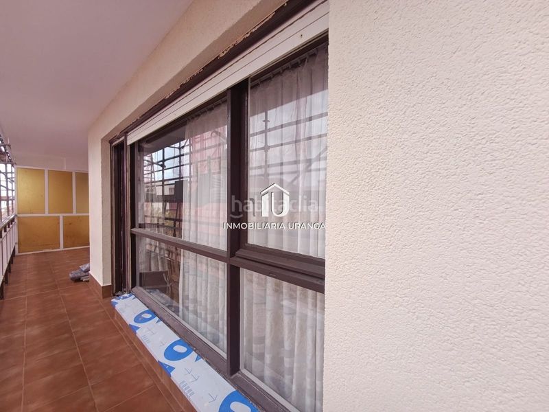 Foto f1766fcb-bac8-43e6-8ed1-7c8605c5857e. Pis a Zona Playa Laredo