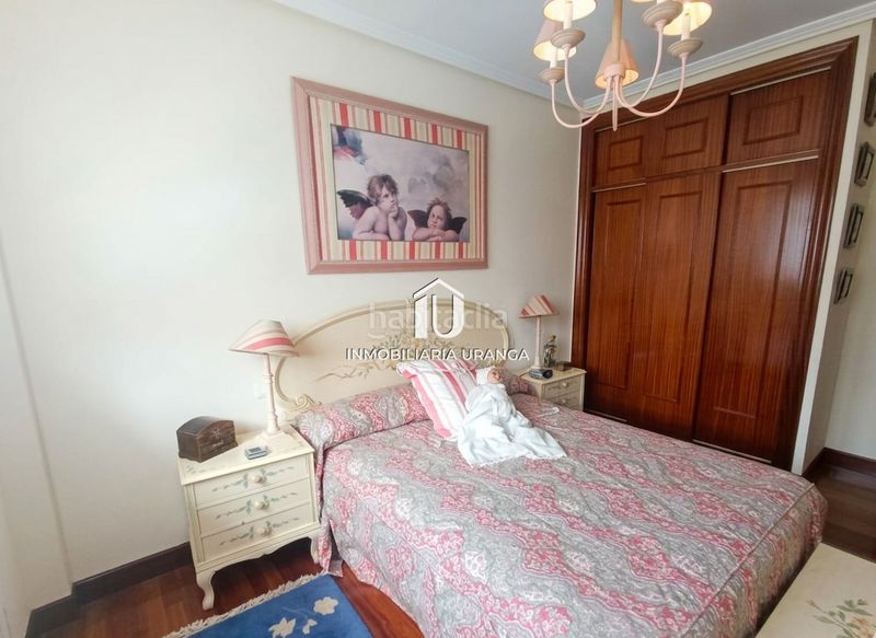 Foto 4c0e6ed2-f298-4229-85a9-444468b7ca77. Casa amb calefacció piscina a El Puntal Laredo