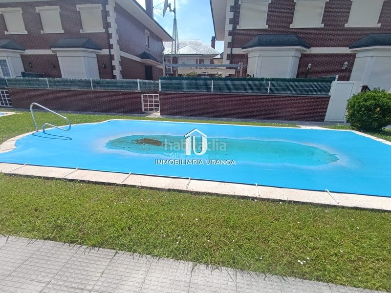 Foto 854e7ba5-7193-4f70-83eb-d28d1edf6f97. Casa amb calefacció piscina a El Puntal Laredo