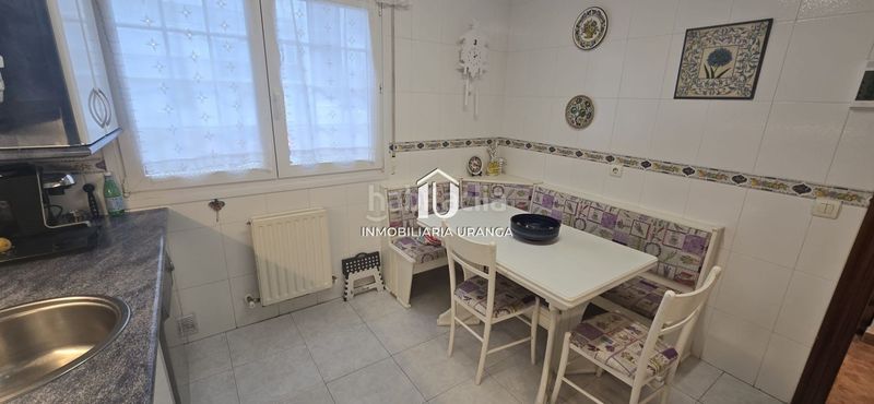 Foto a0c4af0d-e7f2-4ff6-a4c9-42730203366f. Casa amb calefacció piscina a El Puntal Laredo