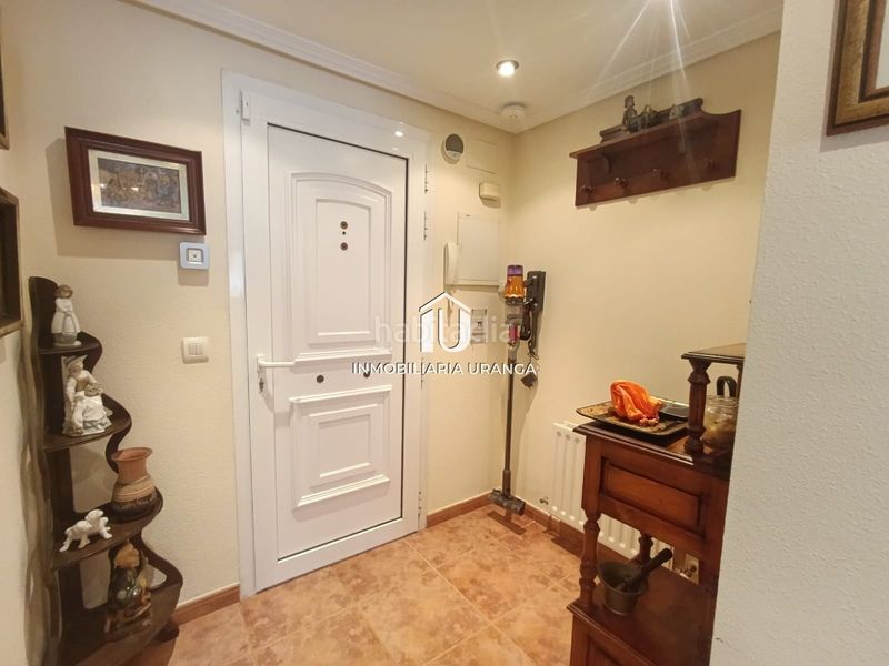 Foto c4ad1120-b3dd-4f0e-999c-667db7a64b0b. Casa amb calefacció piscina a El Puntal Laredo