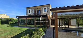 Haus  Salgas, castanedo. En exclusiva chalet independiente con piscina privada en castañe