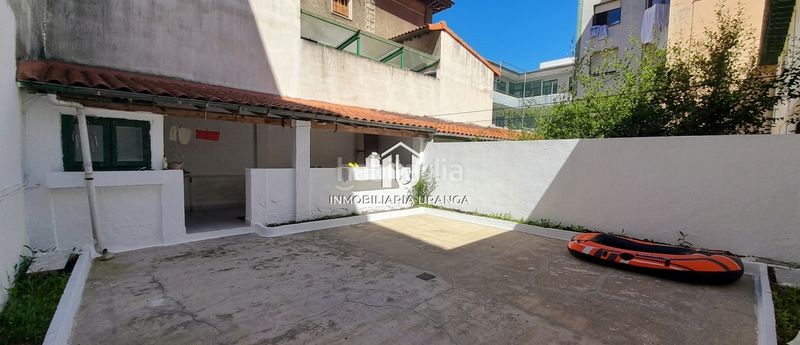 Foto 13bf7775-eb3f-44ef-80cf-f68ac3e3f4f7. Casa amb calefacció a Centro Laredo